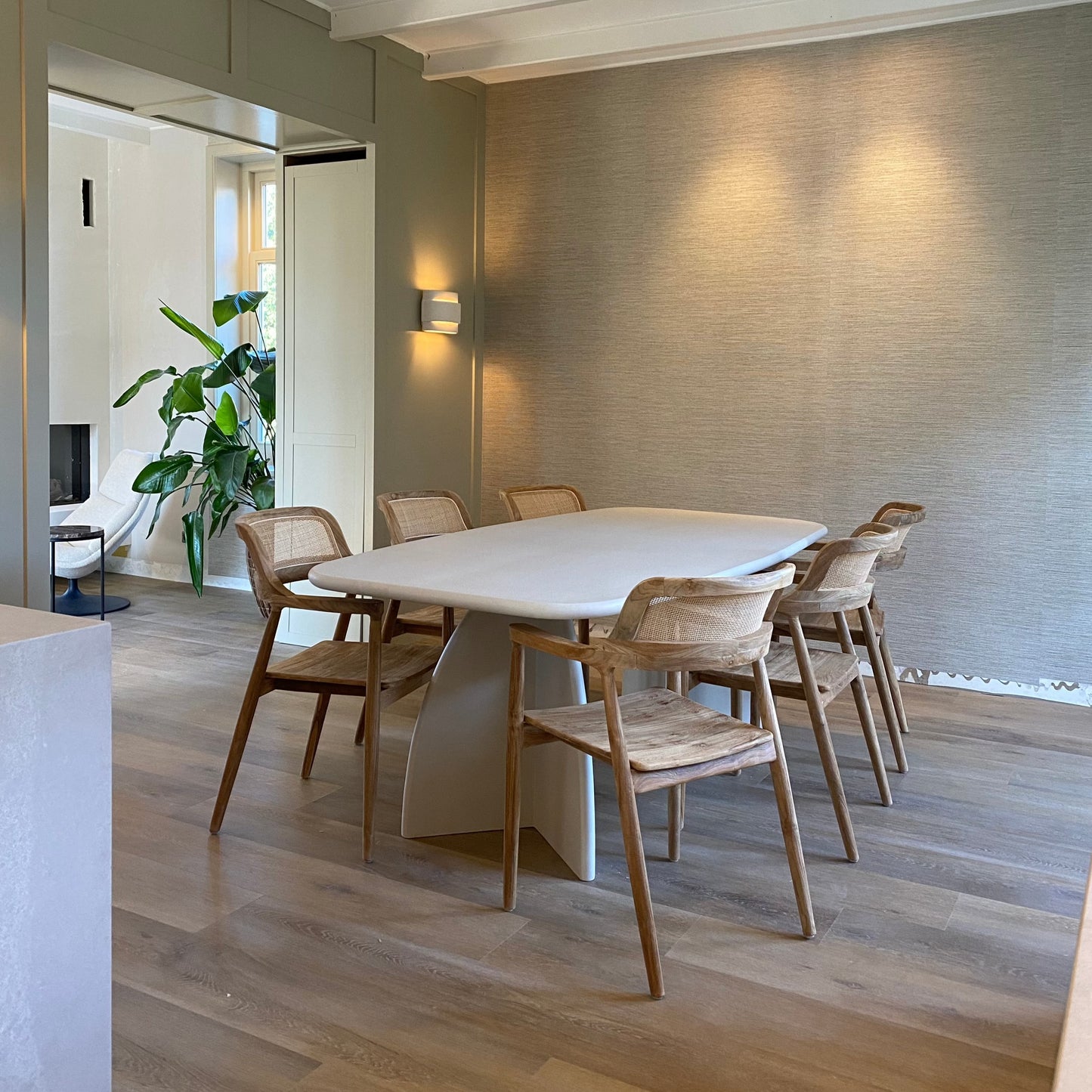 Stijlvol Dineren met Betonlook Eettafel Lilly - De Beton Salon