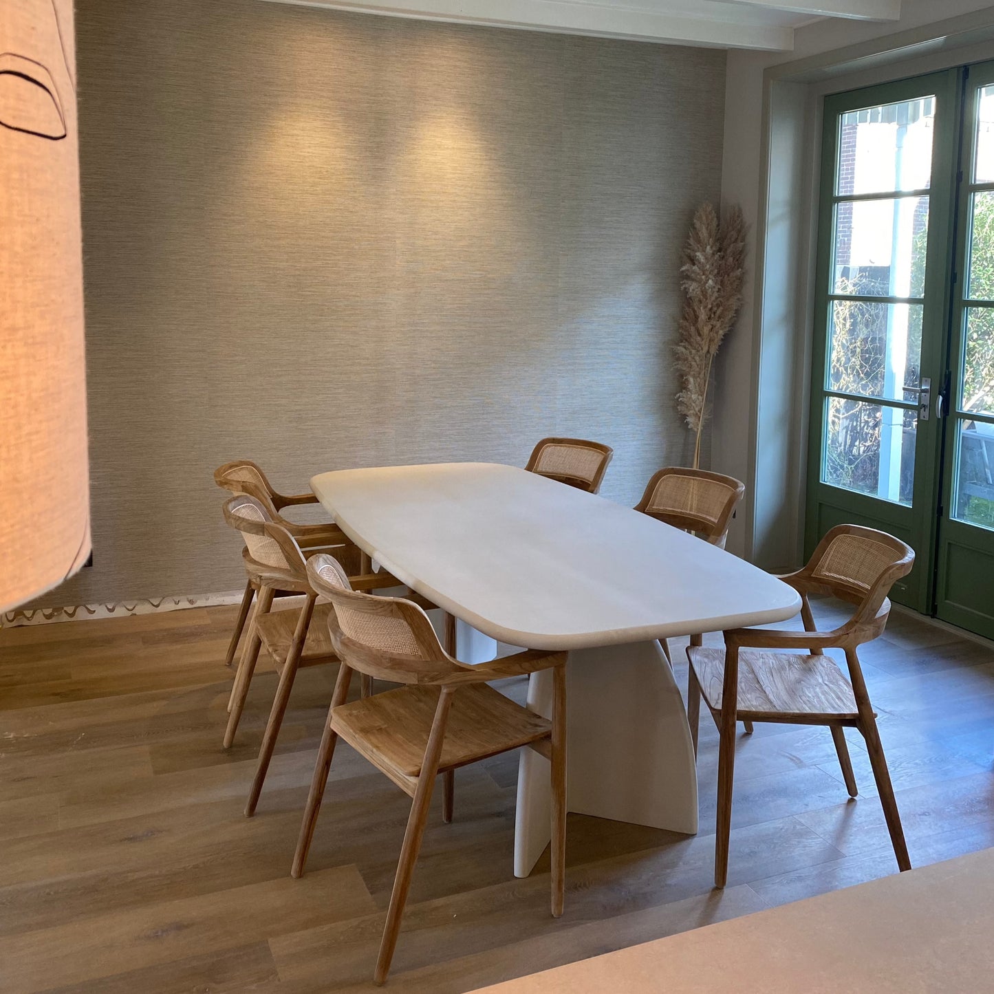 Stijlvol Dineren met Betonlook Eettafel Lilly - De Beton Salon